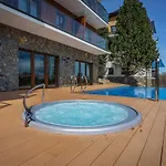 Apartament A19 Green Park -basen ,sauny ,silownia ,jacuzzi Apartament